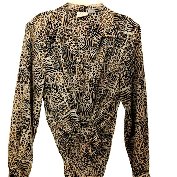 Silky Blouse Sz M Abstract Leopard Animal Print Button up Office Career Arts Y2K - Picture 2 of 9